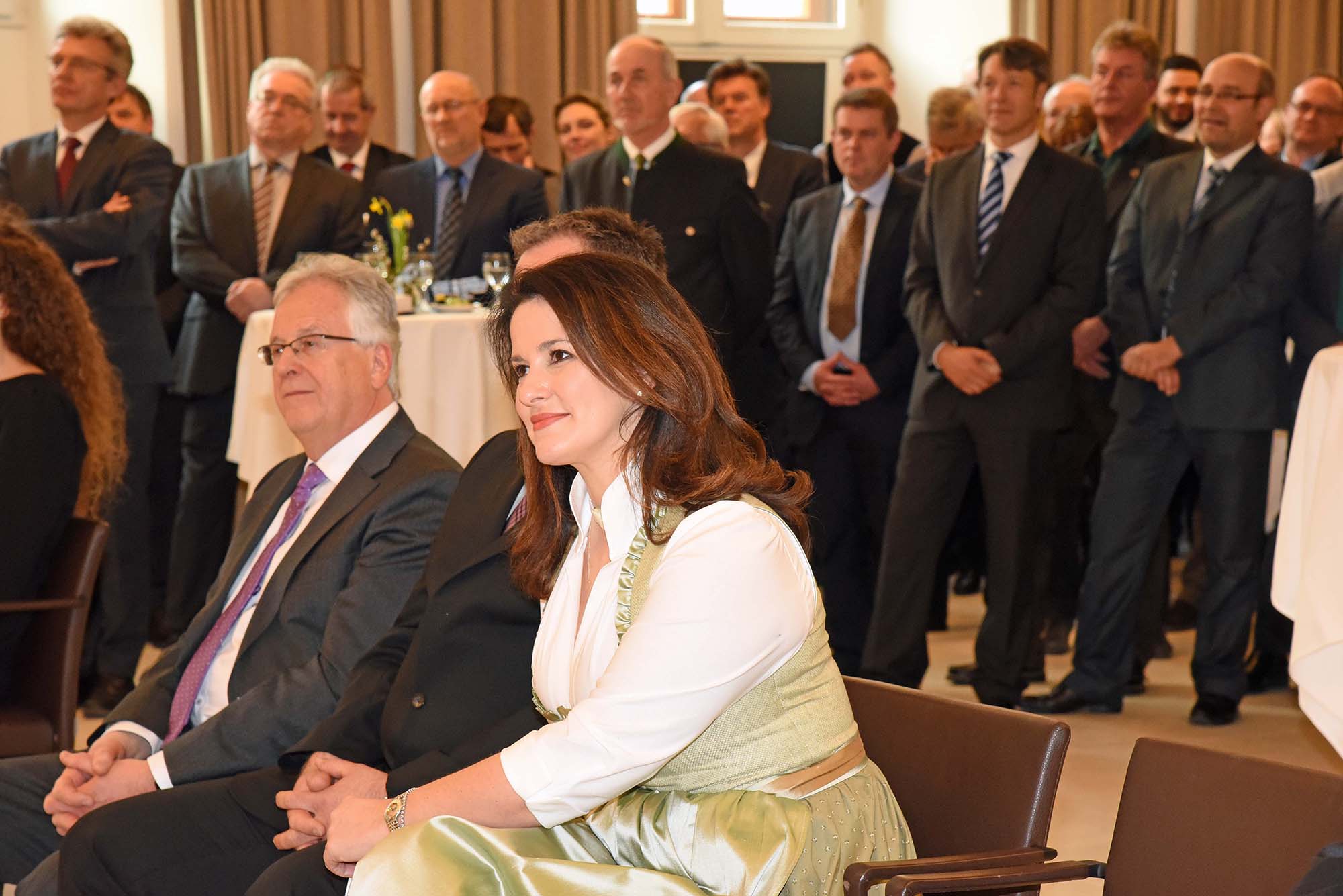 14.32.2018 - bergabe des Ministeramts - 