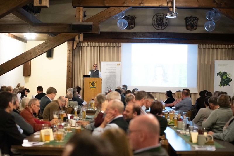 Regionalinitiativen pr&auml;sentieren ihre Arbeit und Erfolge in Fridolfing